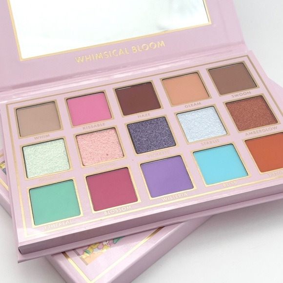 NWT ACE BEAUTE Whimsical Bloom Eyeshadow Pallette - Picture 11 of 12